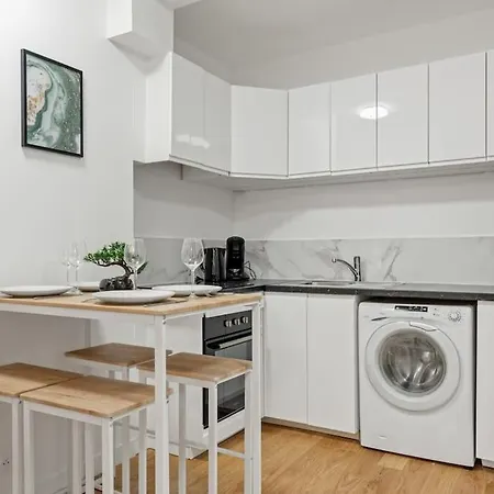 Perfect Emplacement - Metro 1 Min - Tour Eiffel 10min - Netflix *
